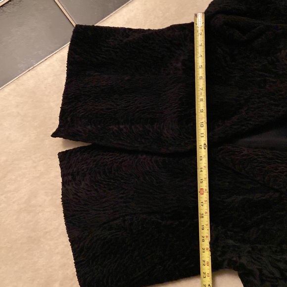 Genuine Swakara Fur Jacket - Picture 15 of 16